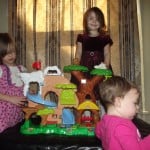 November 10th download 013 150x150 photo November 10th download 013 150x150 Review Fisher Price Little People Zootalkers Animal Sounds Zoo