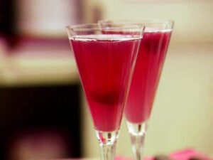 VF0611H raspberry kiss s4x3 lg 300x225 Cranberry Kiss Mocktail Recipe (non alcoholic cocktail)