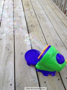 image 4 224x300 photo image 4 224x300 GIVEAWAY: Funrise Gazillion Bubble Cannon