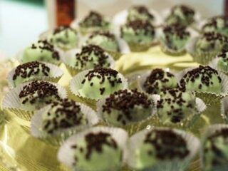 Image for OREO Cool Mint Cookie Balls Recipe