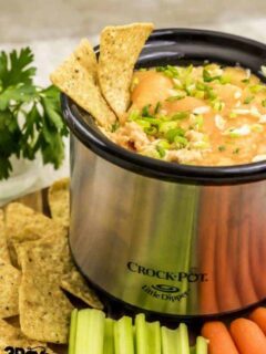 How to make spicy buffalo chicken dip