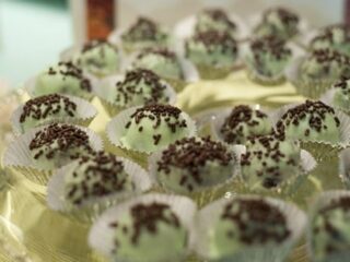 Image for Cool Mint OREO Cookie Balls