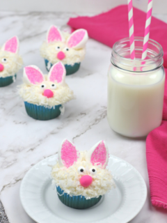 cropped-bunny-cupcakes-2.png