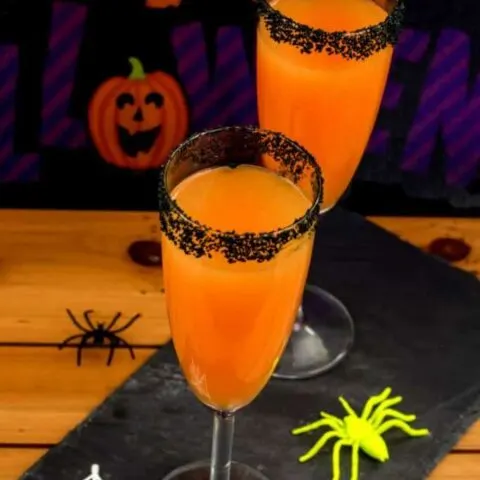 This Spooky Halloween Mocktail Recipe is very easy to throw together and you probably have all the ingredients on hand!