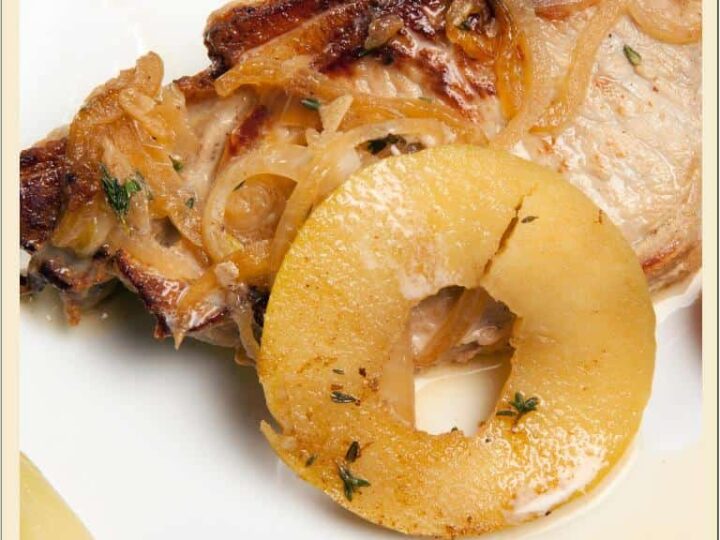 delicious crockpot apple and pork chops