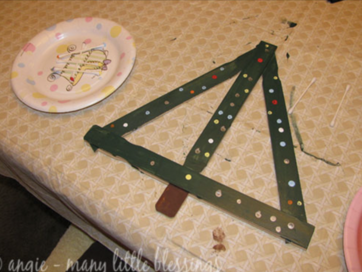 Image for Fun Christmas Craft: Paint Stirring Stick Christmas Trees