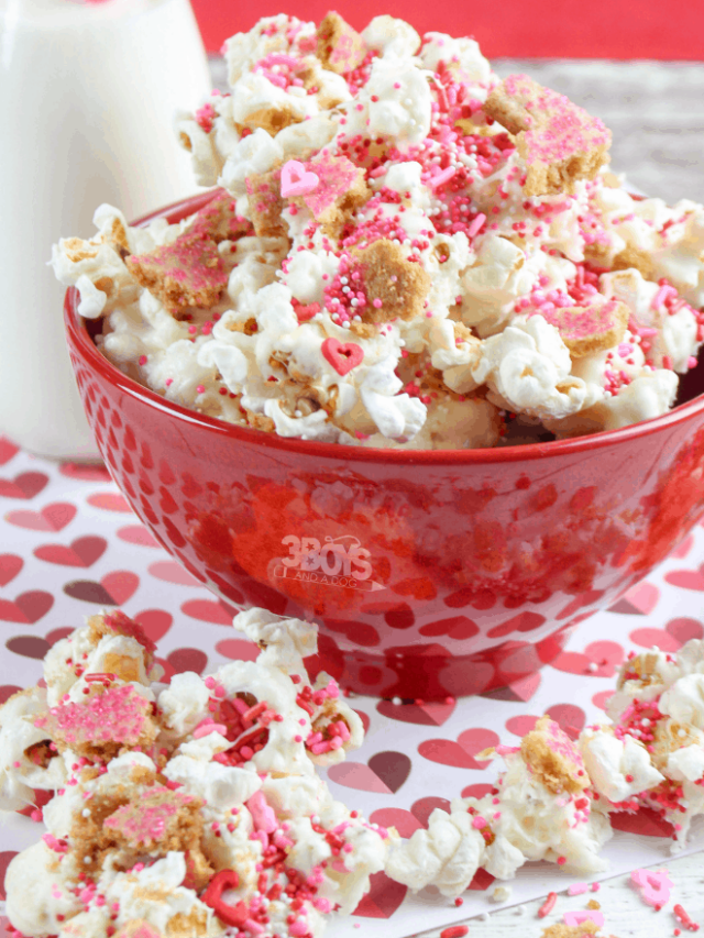 Valentine Sugar Cookie Popcorn Recipe