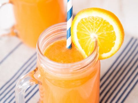 Image for Healthy Cold Brewed Green Iced Tea With Carrot Juice