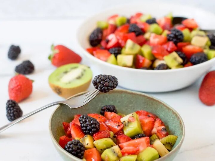 Image for Blackberry Kiwi Fruit Salad (Paleo)