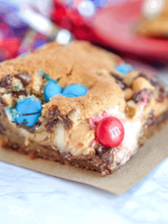 Independence Day recipe with cream cheese and chocolate chips