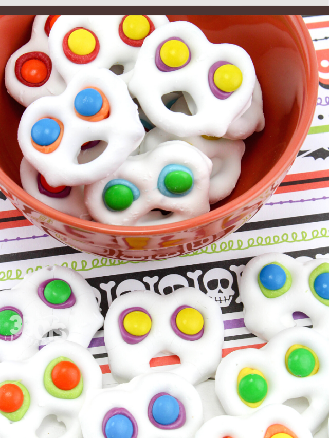 Screaming Ghost Pretzel Candy for Halloween Story
