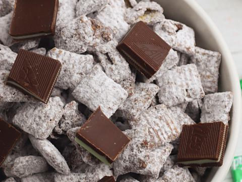 sweet and minty snack mix recipe perfect for Christmas