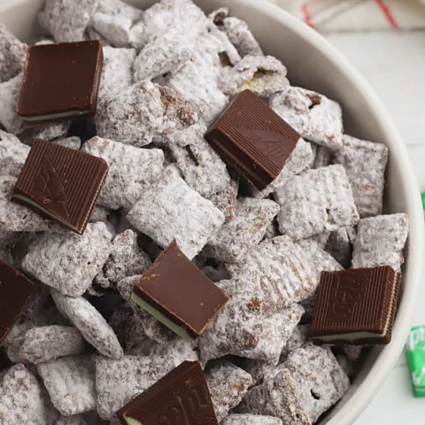 sweet and minty snack mix recipe perfect for Christmas