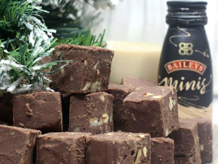 Image for Baileys Fudge with Chopped Pecans