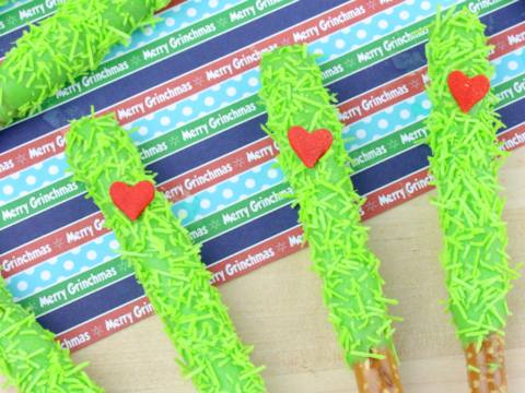 grinch heart pretzel candies
