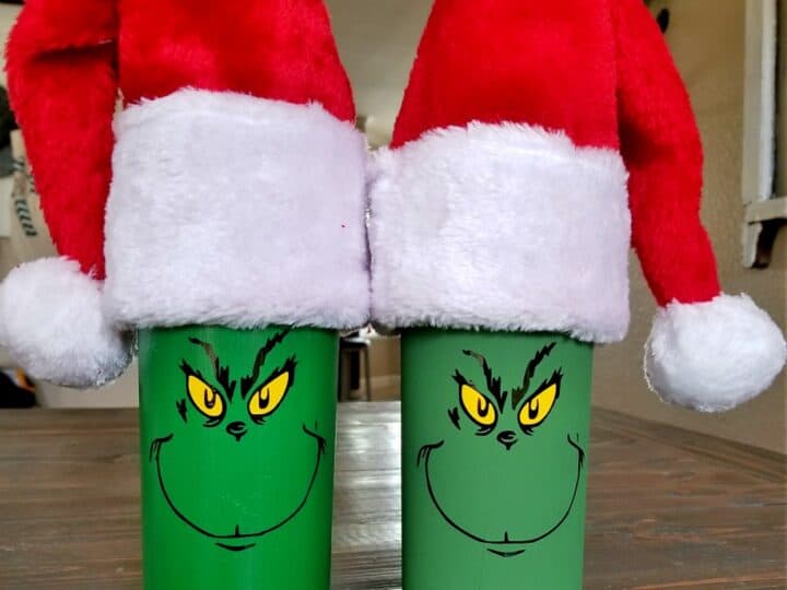Image for Christmas Wine Bottles Are so Fun and Easy to Make!