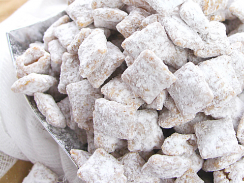 caramel muddy buddies recipe