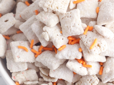 spice cake mix or carrot cake muddy buddy snack recipe