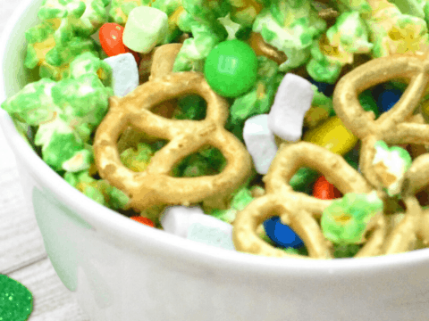lucky charms snack mix recipe