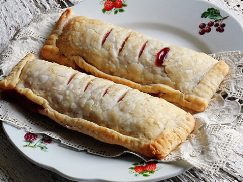 Image for McDonalds Cherry Pie Copycat Recipe