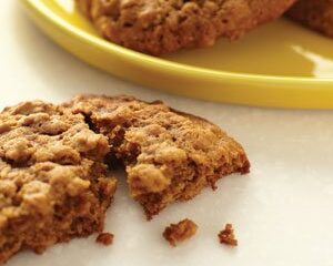 Image for Gingery Oatmeal Molasses Cookies