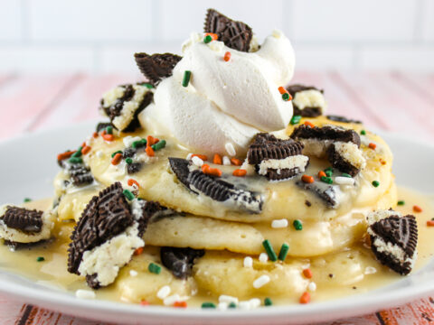Image for Recipe: Copycat IHOP Oreo Pancakes