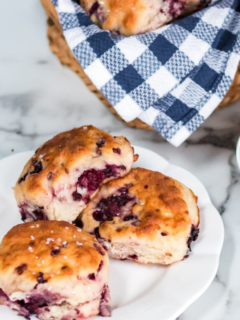 cropped-Simple-and-Easy-Homemade-Blackberry-Biscuits.png