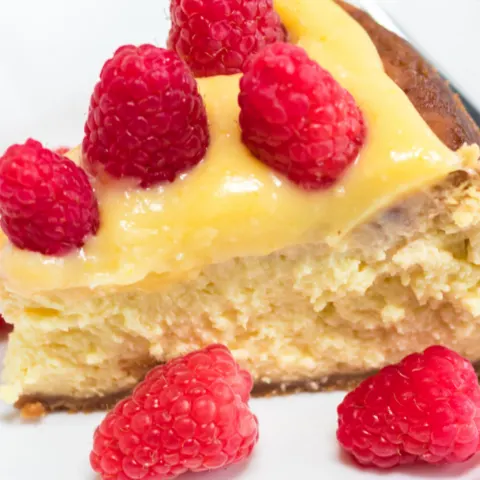 it is easy make this beautiful cheesecake dessert