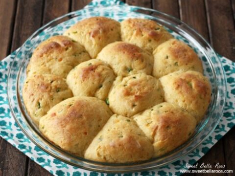 Image for Jalapeno Cheddar Dinner Rolls