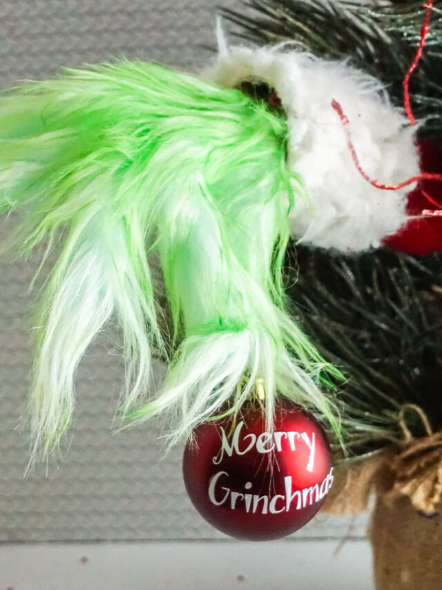 DIY Grinch Hand Christmas Ornament