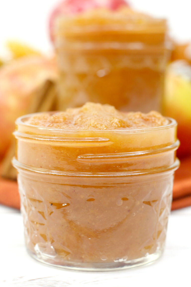Slow Cooker Applesauce Recipe for a Large Family