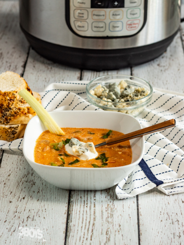 Instant Pot Buffalo Chicken Soup