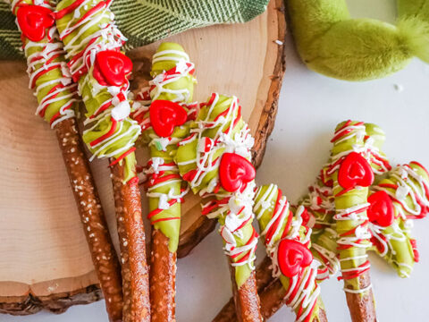 Image for Easy Grinch Peppermint Pretzel Rods