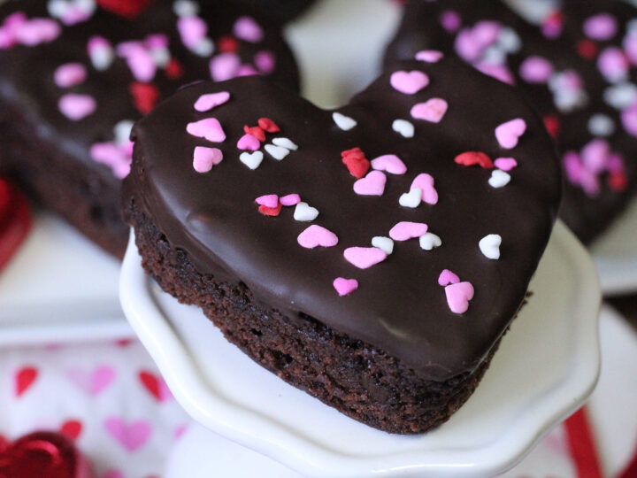 Image for Chocolate Dipped Brownie Hearts