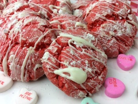 Image for Valentine's Day Crinkle Cookies with a White Chocolate Drizzle