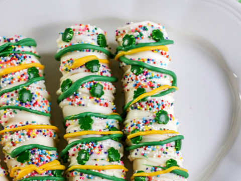 saint patricks day marshmallow pops