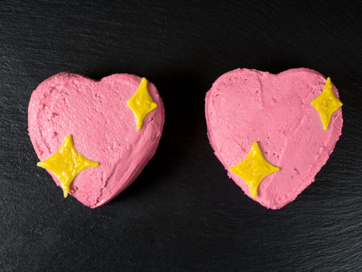 Image for Sparkle Heart Emoji Cake