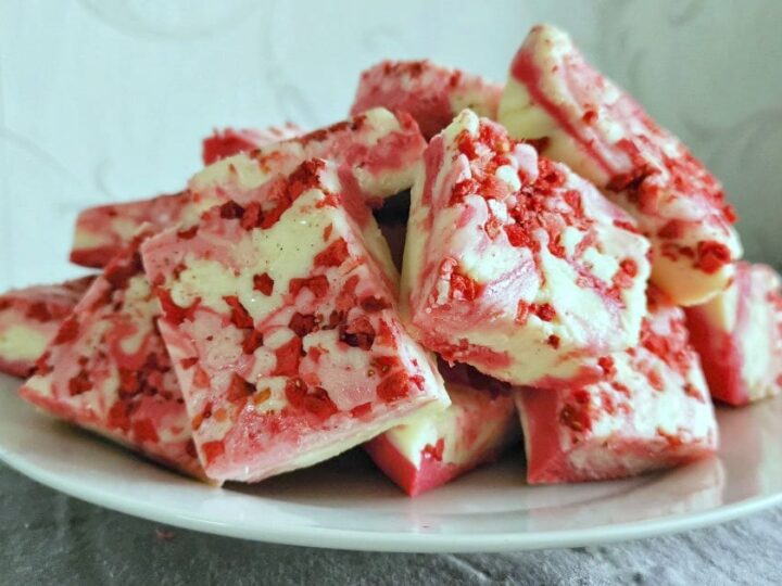 Image for Strawberry Swirl Fudge with Strawberry Chunks
