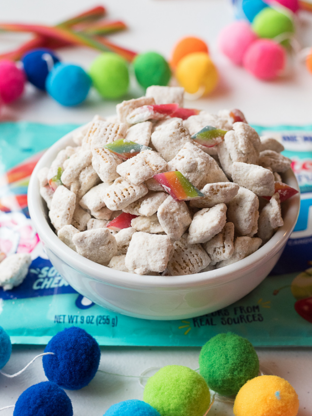 Super Sweet Rainbow Puppy Chow Recipe