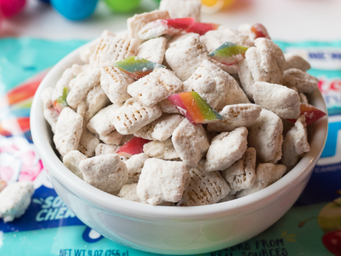 rainbow puppy chow for saint patricks day