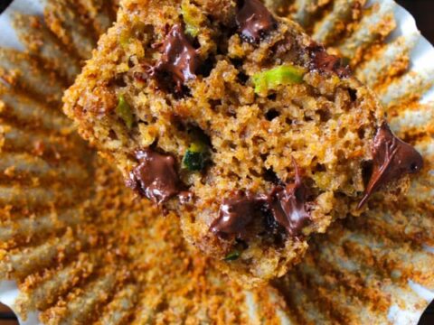 Image for Blender banana oatmeal muffins made with wholesome ingredients