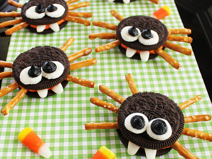 Image for Easy Sandwich Cookie Spiders