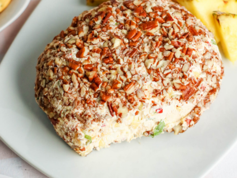 pineapple cheese ball with pecans