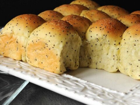 Image for Poppy Seed Bread Rolls Made Easy with a Bread Machine