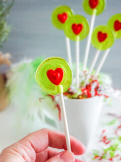 cropped-grinch-lollipops-recipe-700x1200-b.jpg