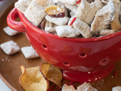 Image for Delicious Apples and Cinnamon Puppy Chow Recipe