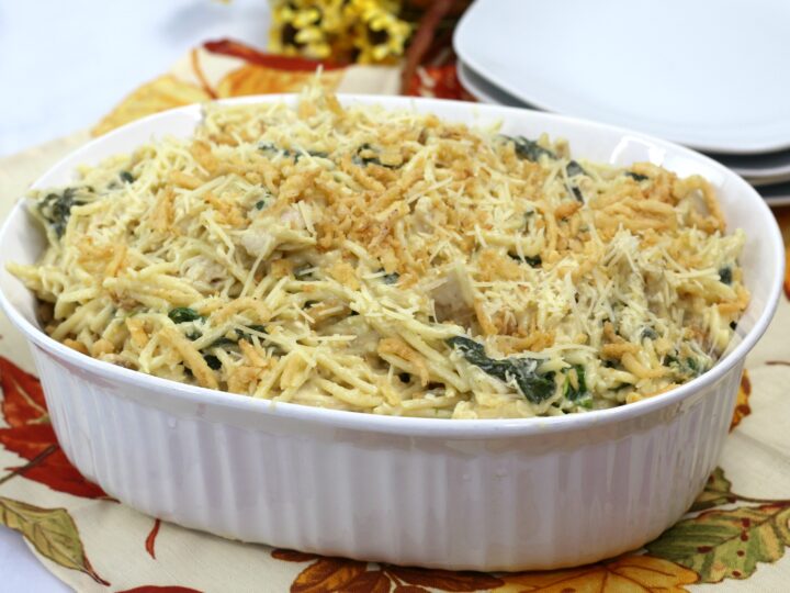 Image for Cheesy Chicken Spaghetti Casserole Recipe: Easy & Everyone Loves It