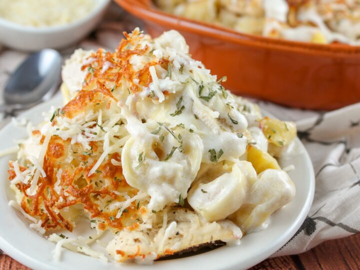 Image for Copycat Olive Garden Oven Baked Tortellini Alfredo