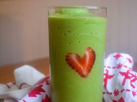 Image for Grinch Christmas Smoothie - an easy, healthy Christmas snack -