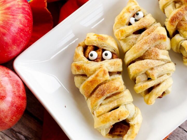 Image for Healthy Halloween Treats – Mummy Apple Crypts